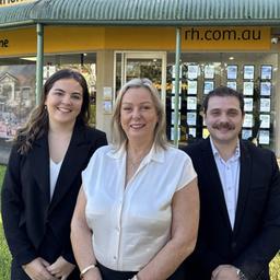 avatar R&H Coomera PM Team